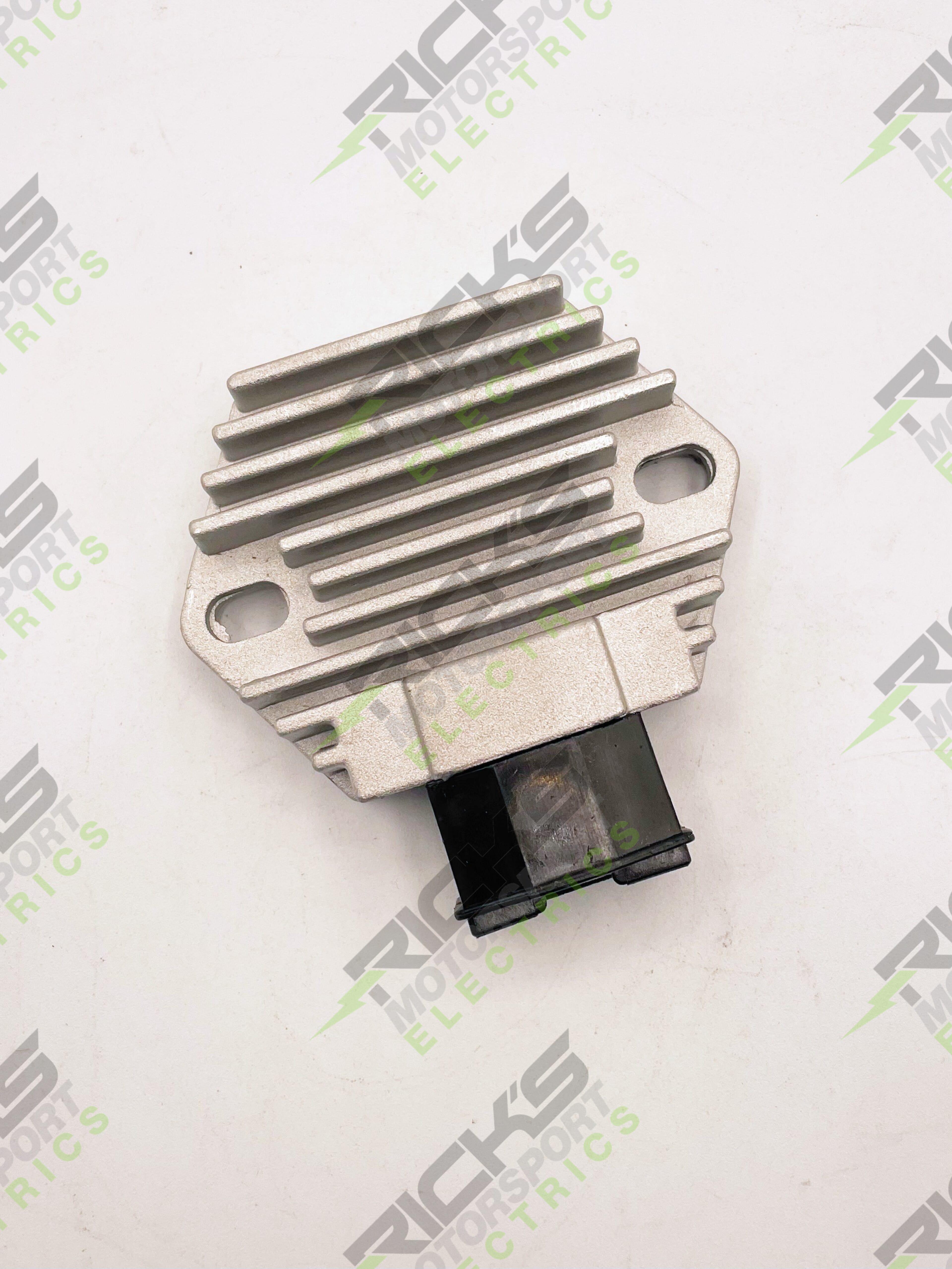 Hot Shot Series Aprilia Rectifier Regulator 10_034H